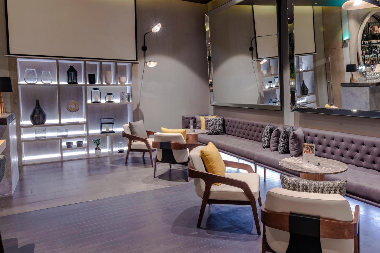 Hotel Centro Capital Centre By Rotana 3*
