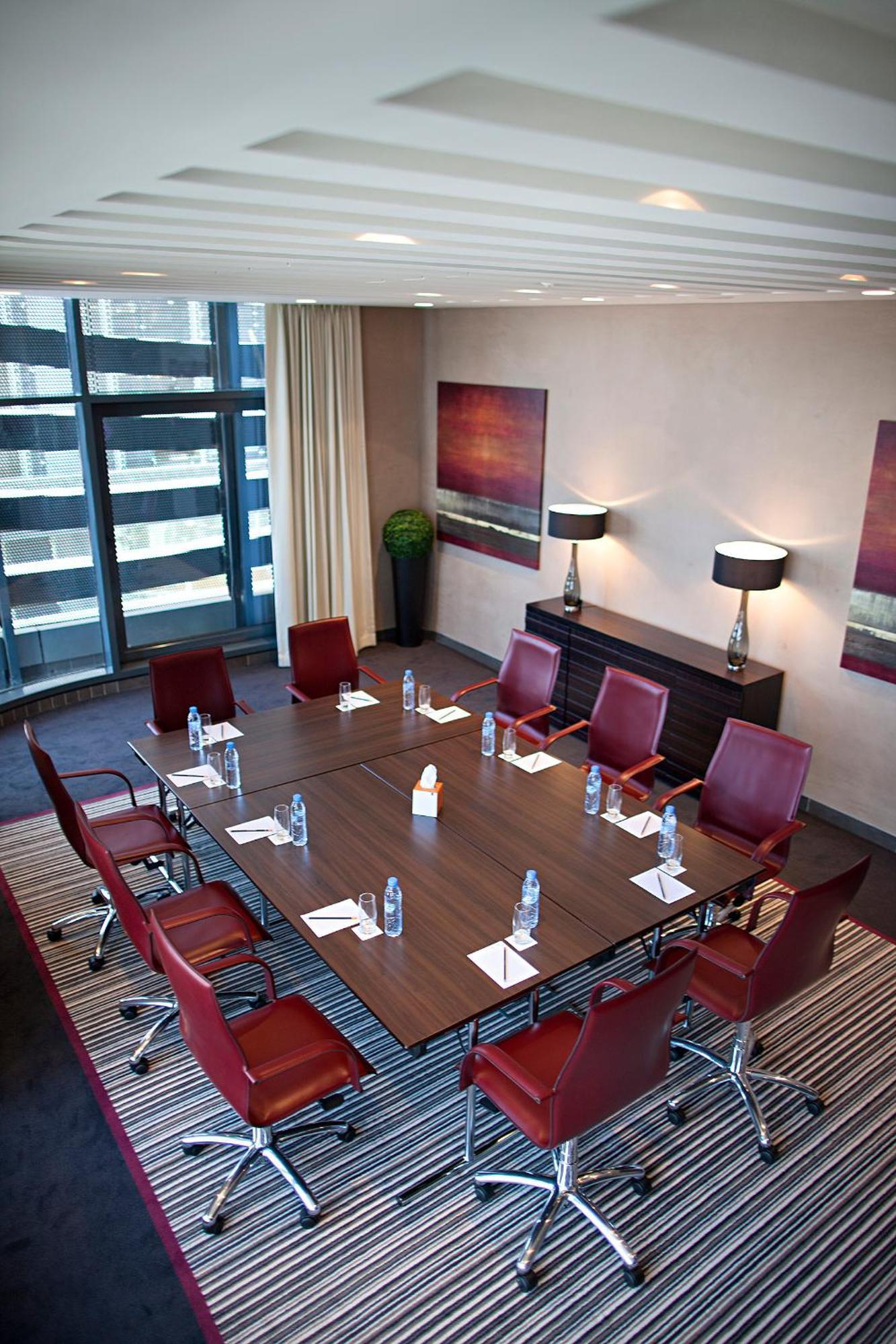 Centro Capital Centre By Rotana 3*