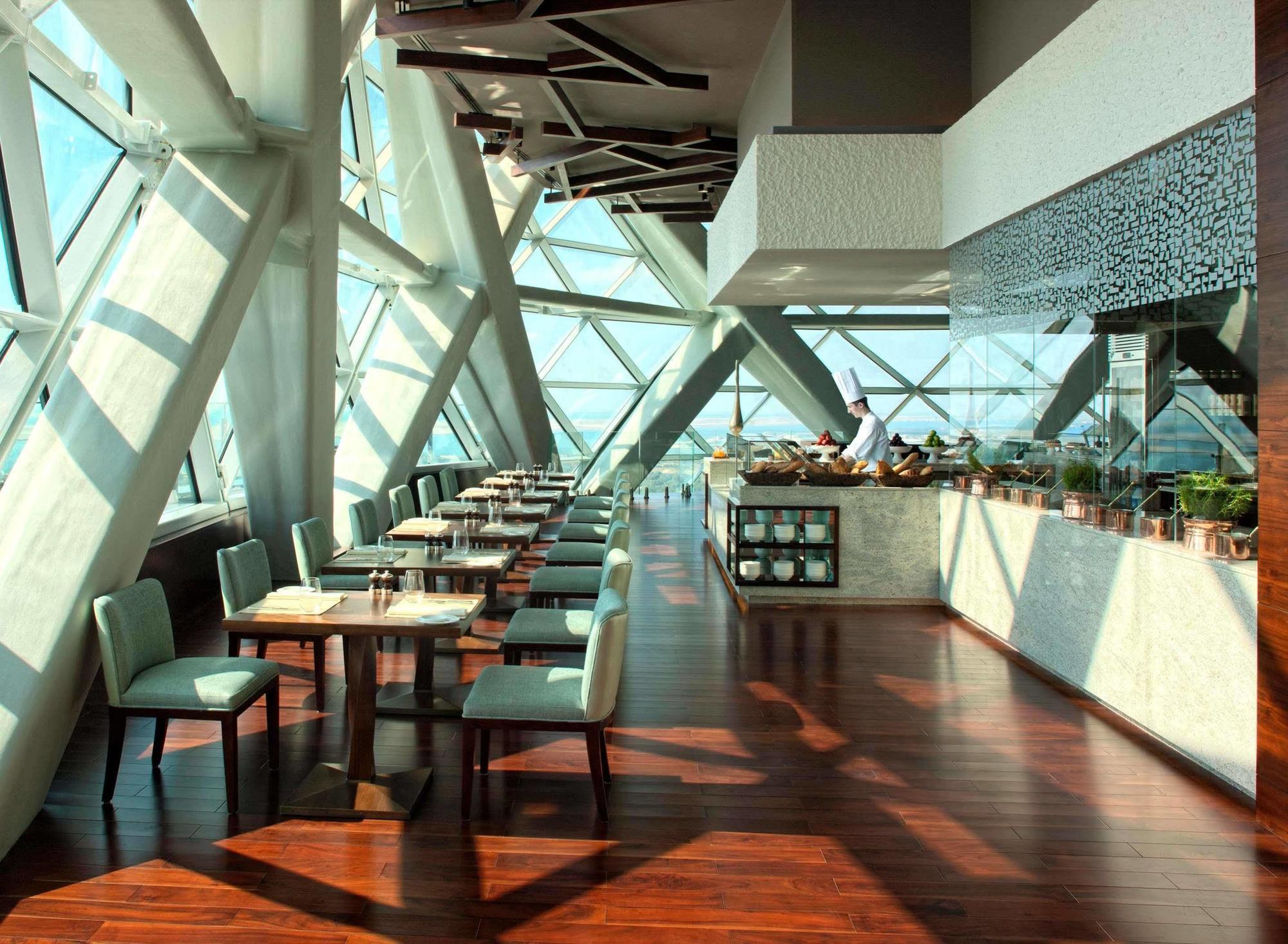 Centro Capital Centre By Rotana 3*