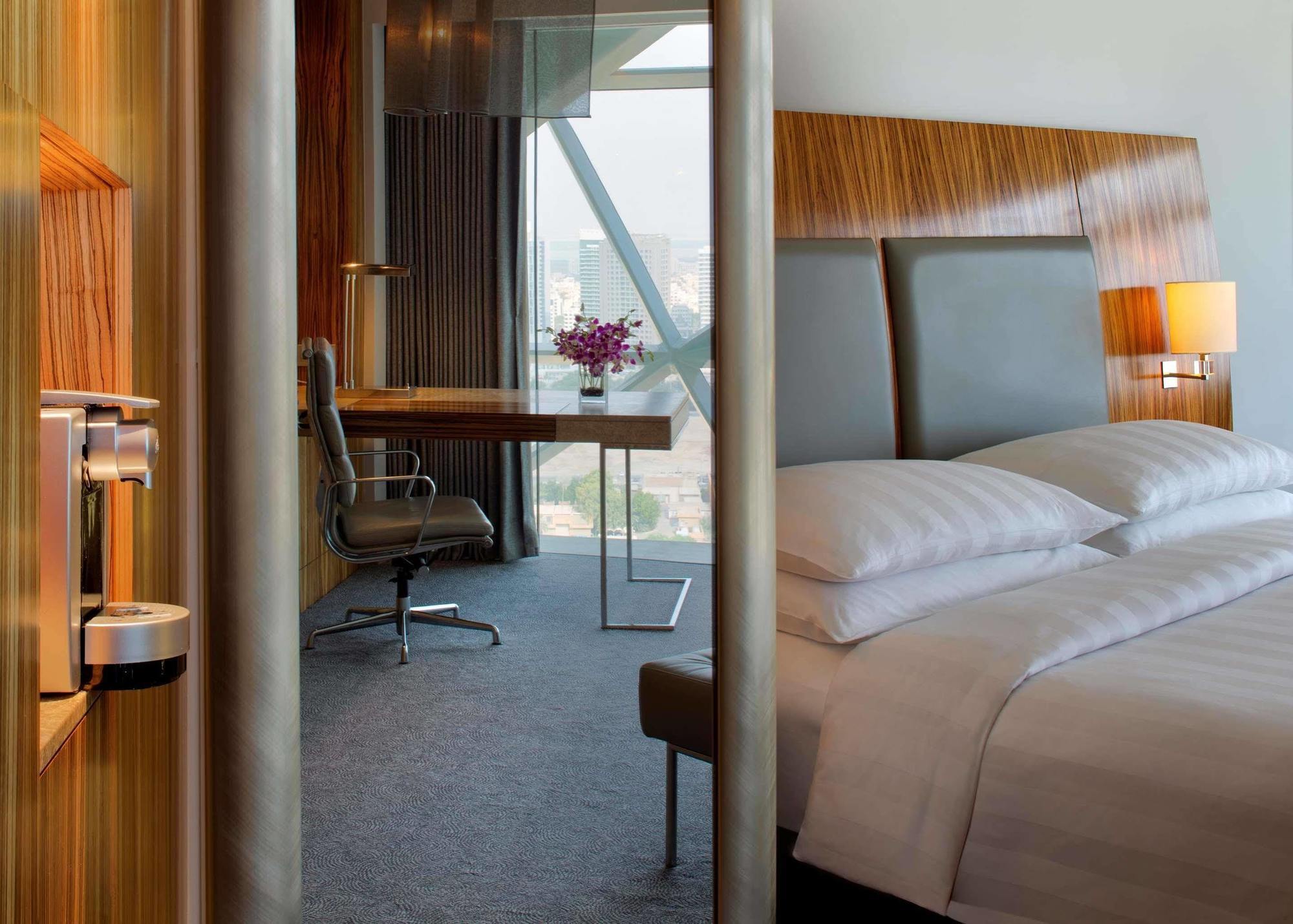 Hotel Centro Capital Centre By Rotana